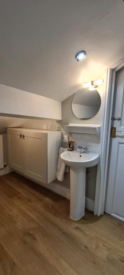 Stylish 2 Bedroom Apartment, Leeds Centre + Free Parking Buitenkant foto